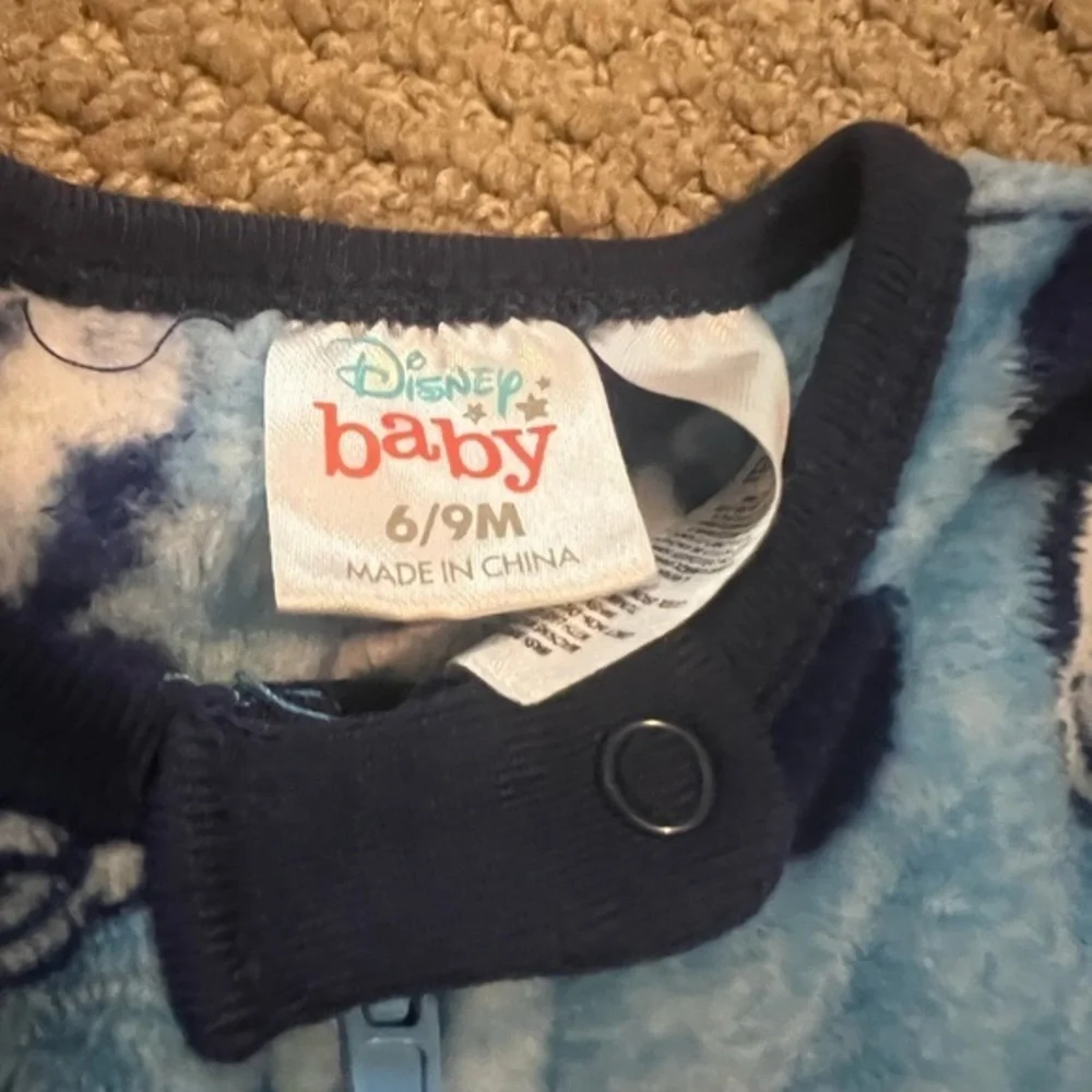Disney baby onesie‎ size 6-9 months